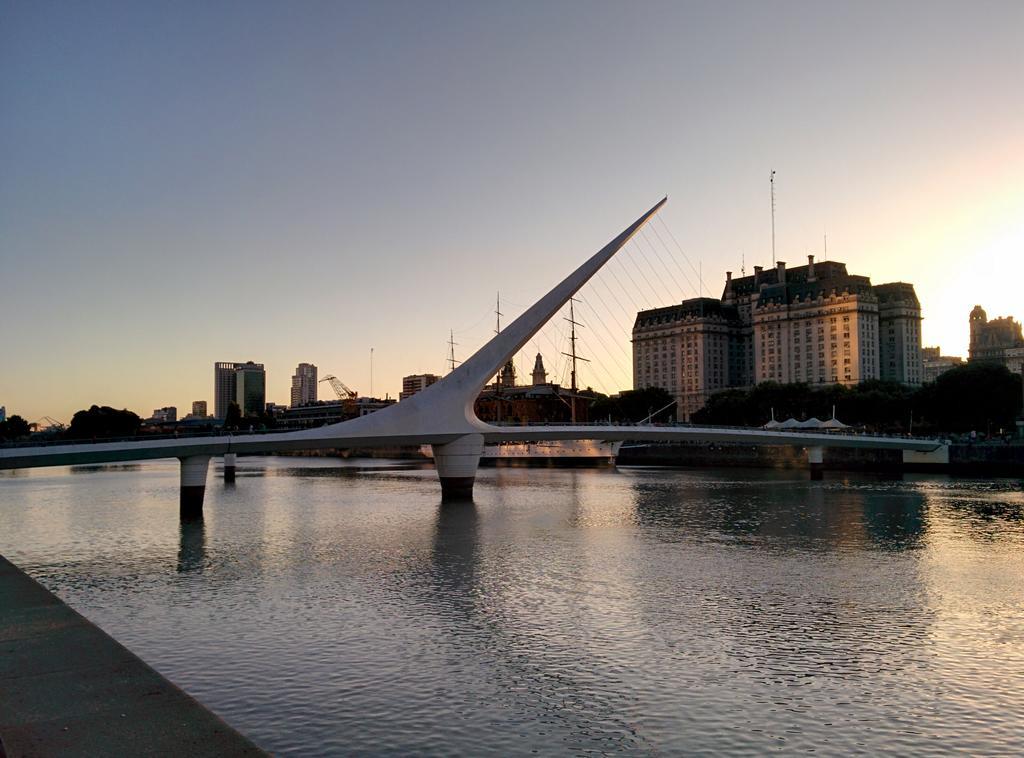 Apartamento Edificio Crucero Buenos Aires Exterior foto